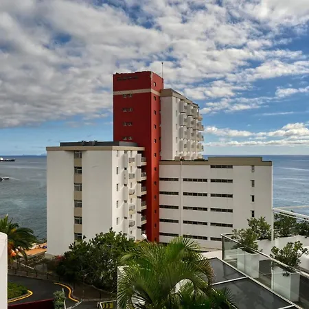 Lido Sunset, A In Madeira * فونشال