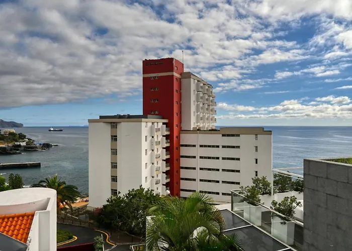 Lido Sunset, A In Madeira * 푼샬