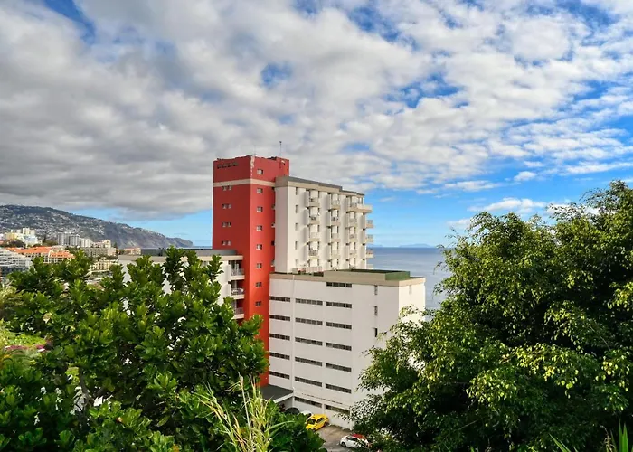 Lido Sunset, A In Madeira 아파트 푼샬